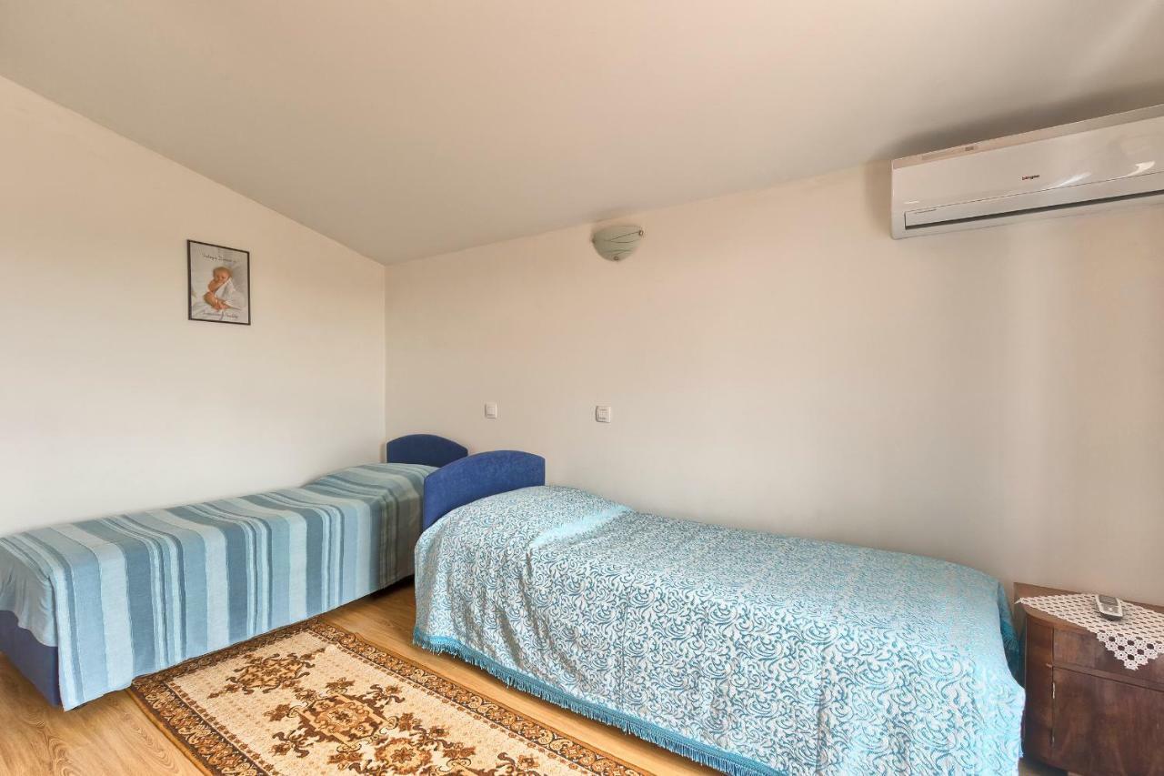 Haus Glavani Barban ภายนอก รูปภาพ